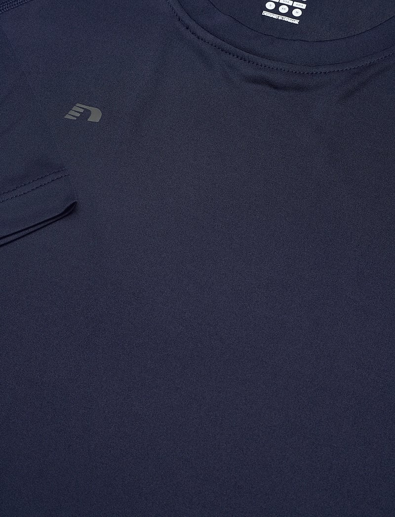 Newline - nwlBEAT W T-SHIRT L/S - långärmade tröjor - black iris - 2