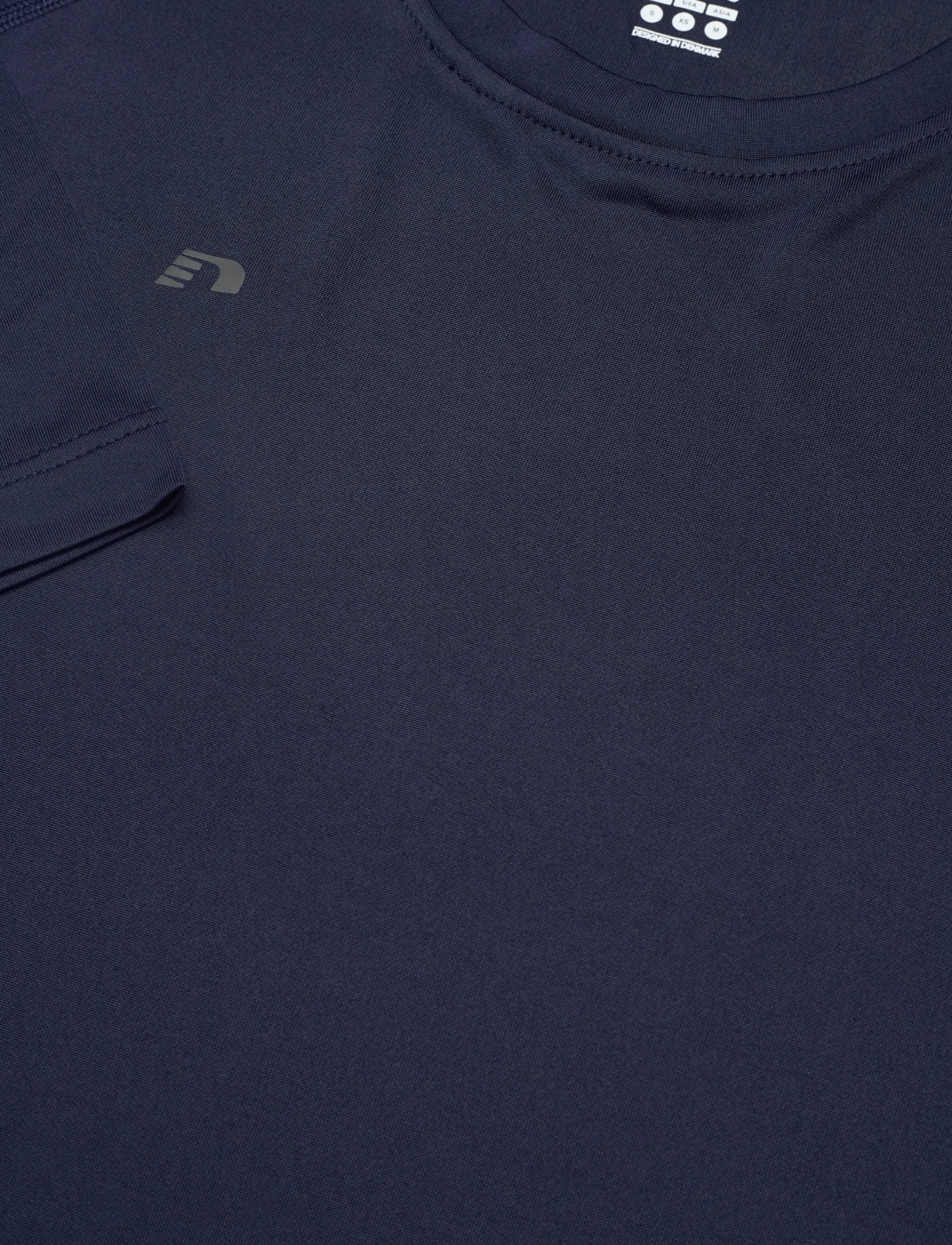 Newline - nwlBEAT W T-SHIRT L/S - langærmede t-shirts - black iris - 2