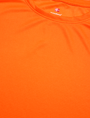 Newline - WOMEN CORE FUNCTIONAL T-SHIRT S/S - t-shirts - orange tiger - 3