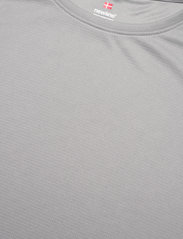 Newline - WOMEN CORE FUNCTIONAL T-SHIRT S/S - t-shirts - sharkskin - 3