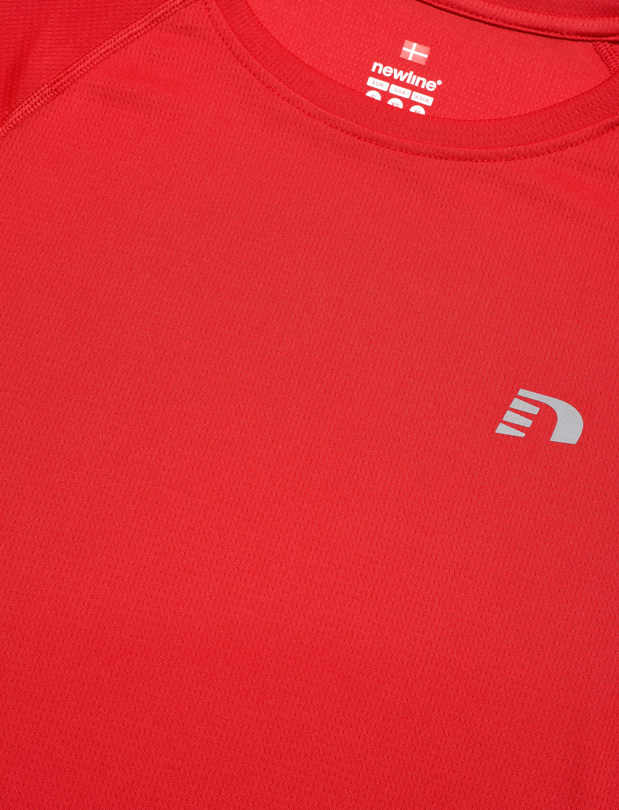 Newline - WOMEN CORE RUNNING T-SHIRT S/S - tango red - 2