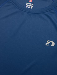 Newline - WOMEN CORE RUNNING T-SHIRT S/S - t-shirts - true blue - 2