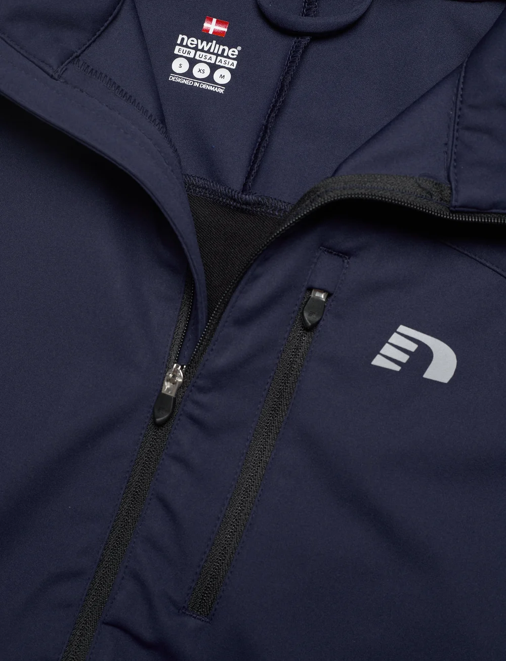 Newline - WOMEN CORE CROSS JACKET - träningsjackor - black iris - 2