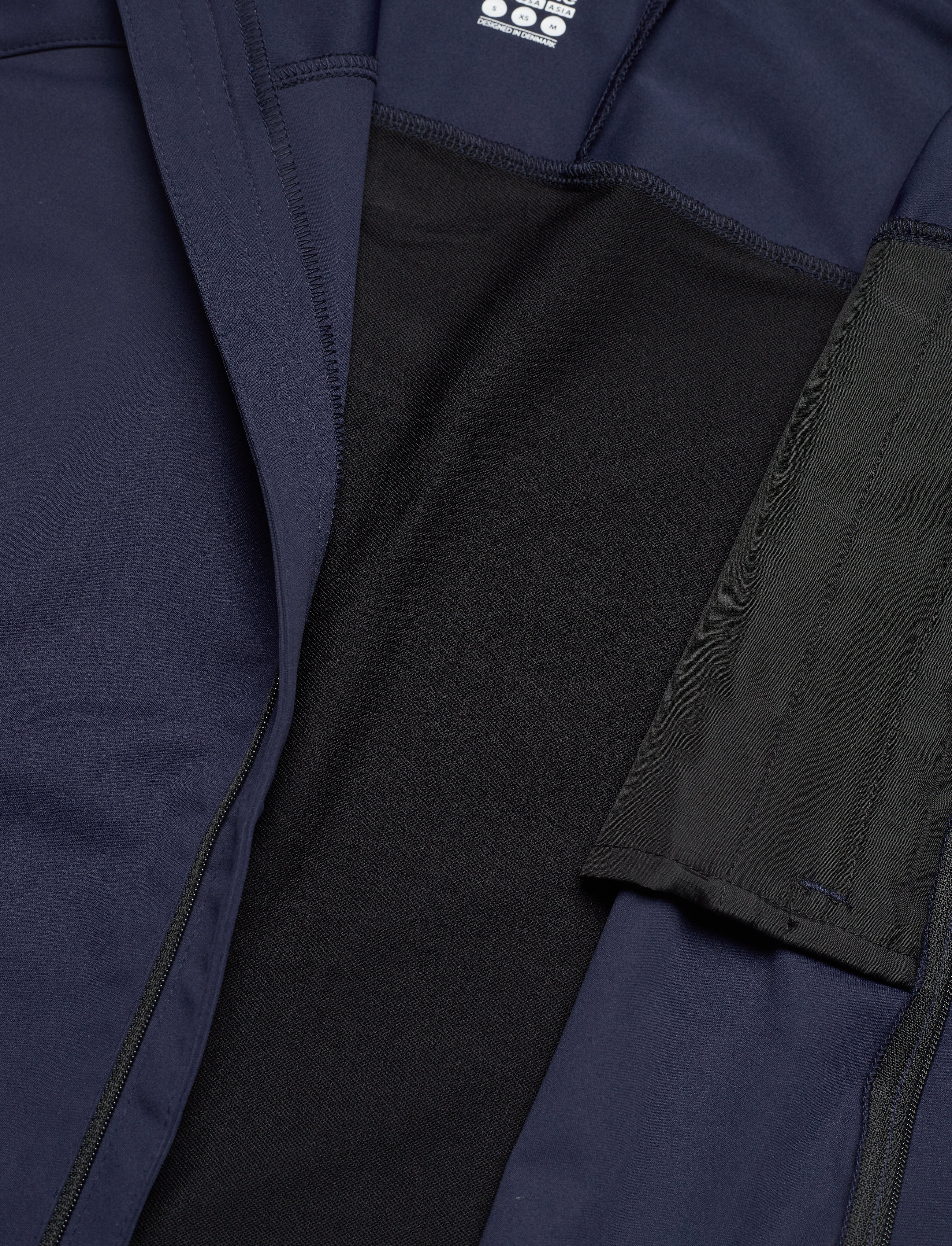 Newline - WOMEN CORE CROSS JACKET - träningsjackor - black iris - 4