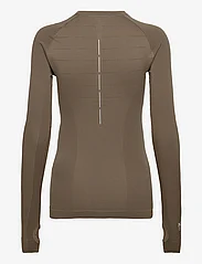 Newline - nwlPACE LS SEAMLESS WOMAN - t-shirts & tops - capers - 1