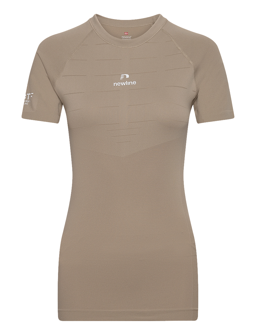 Newline - nwlPACE SEAMLESS TEE WOMAN - alussärgid ja t-särgid - silver sage - 0