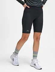 Newline - nwlLEAN HW POCKET TIGHT SHORTS W - cycling shorts - black - 2