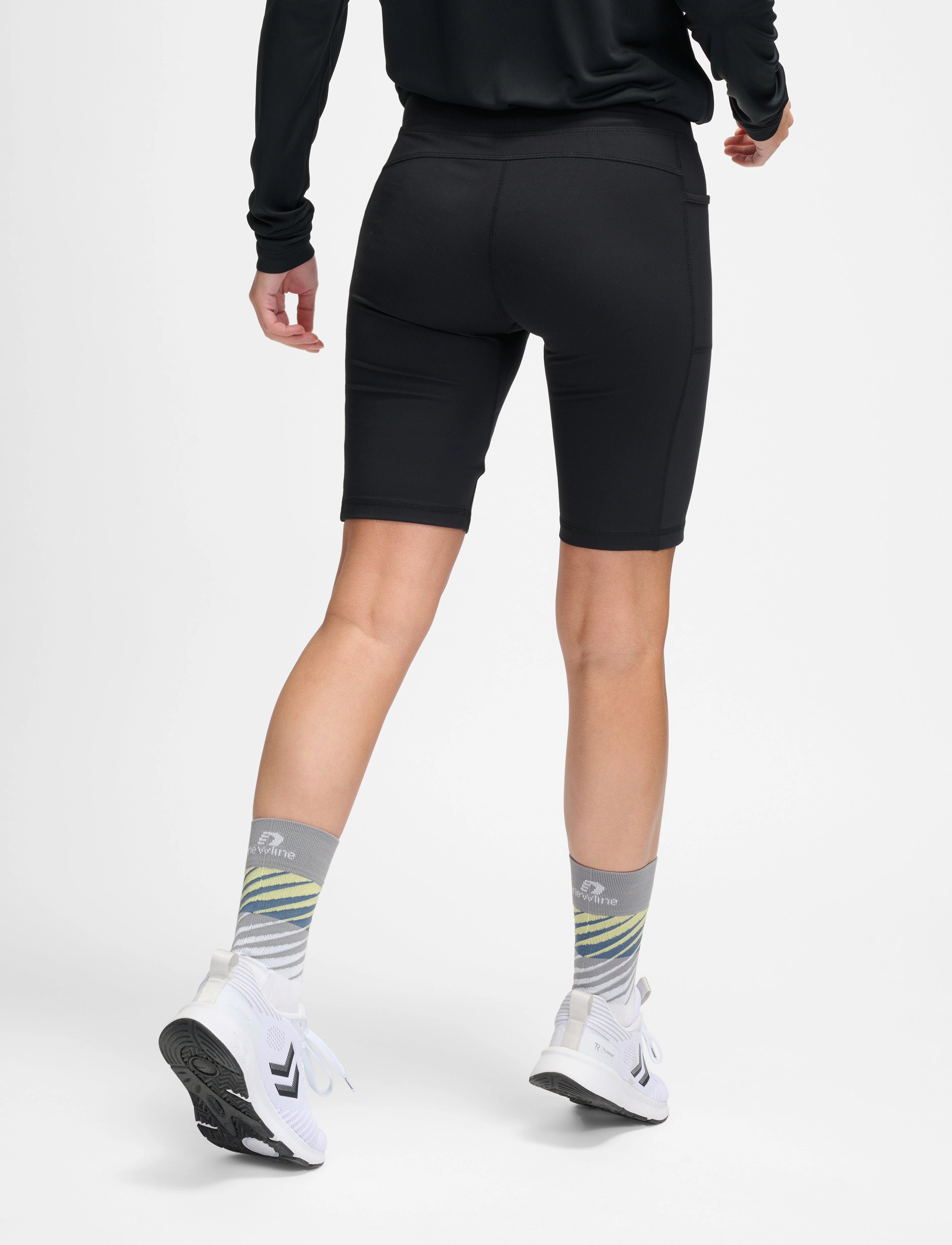 Newline - nwlLEAN HW POCKET TIGHT SHORTS W - black - 3