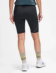 Newline - nwlRACE HW POCKET TIGHT SHORTS W - cycling shorts - black - 3