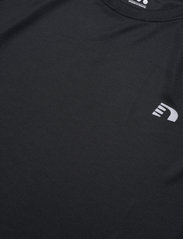 Newline - MEN CORE RUNNING T-SHIRT S/S - oberteile & t-shirts - black - 4