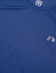 Newline - MEN CORE RUNNING T-SHIRT S/S - oberteile & t-shirts - true blue - 2