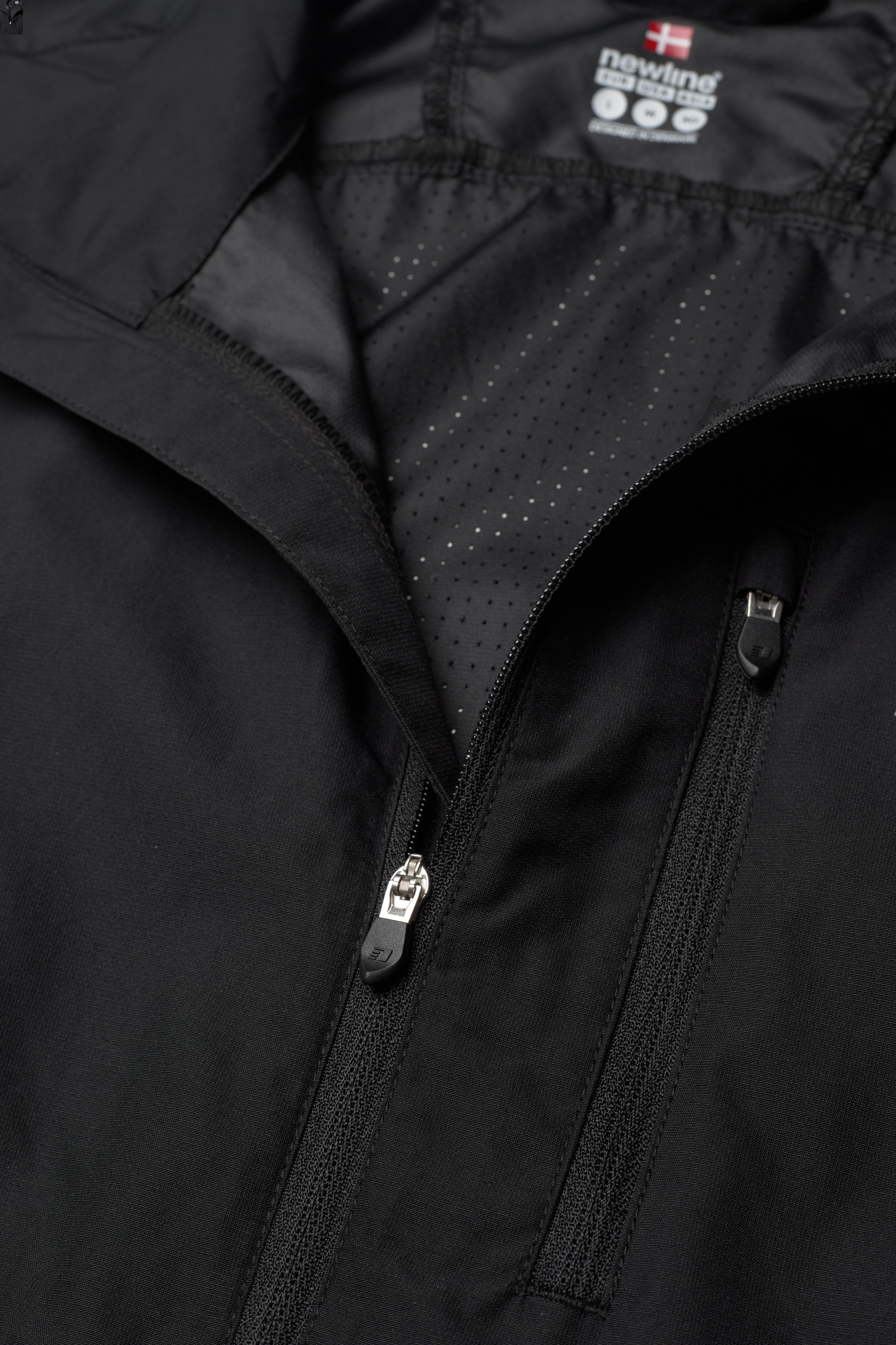 Newline - MEN CORE GILET - black - 5