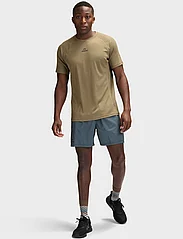 Newline - nwlSPEED MESH T-SHIRT - lowest prices - capers - 2