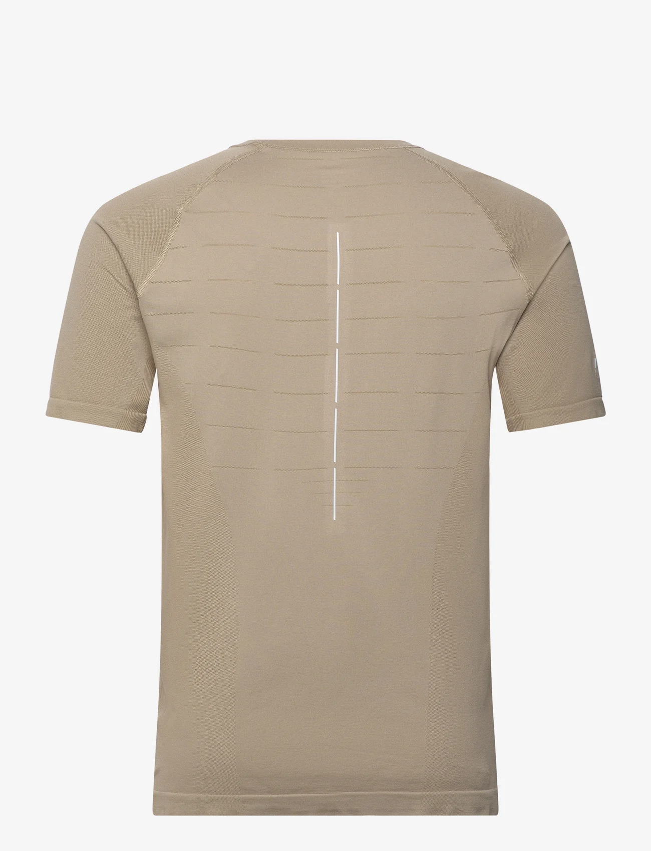 Newline - nwlPACE SEAMLESS TEE - short-sleeved t-shirts - silver sage - 1