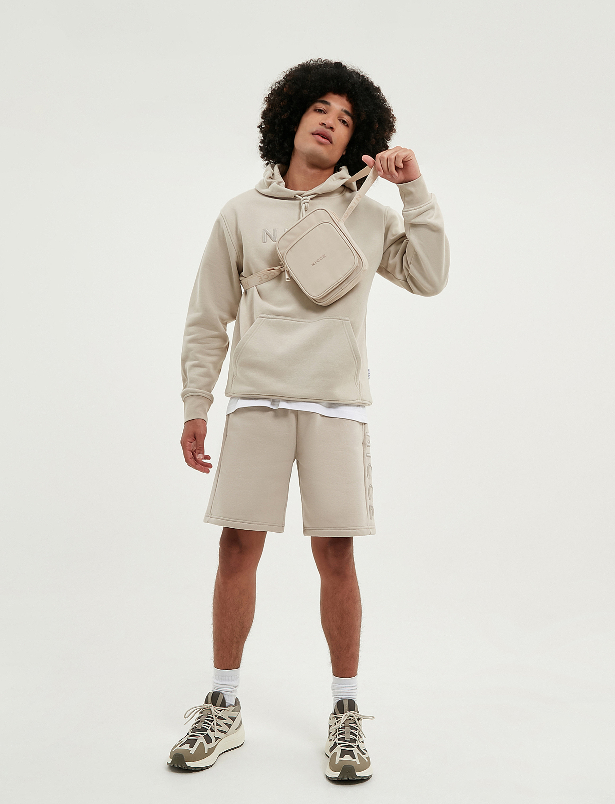 NICCE - MERCURY HOOD - moonstruck - 4
