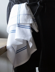 Nicolas Vahé - Tea towels, Amow, White/Blue - laveste priser - white/blue - 1