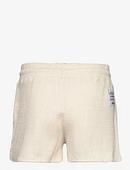 Nikben - NB WAFFLE LOW SHORTS WHITE - casual shorts - white - 2