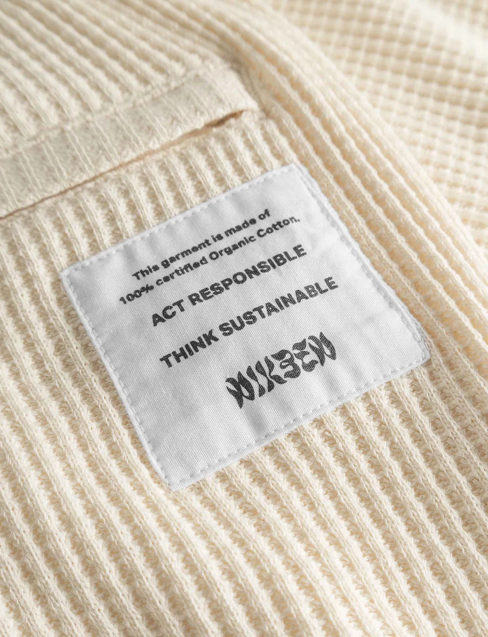 Nikben - NB WAFFLE SHORTS WHITE - sweatshorts - white - 4