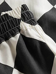 Nikben - NB MARSHMELLOW PANTS WHITE-BLACK - casual - white-black - 4