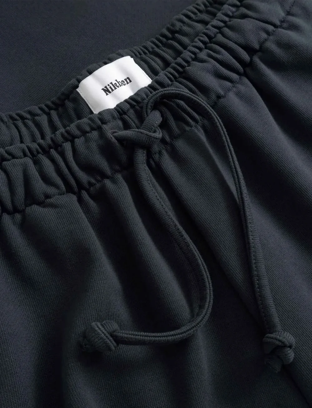 Nikben - CAPRI MOTEL PANTS - kleidung - aged black - 2