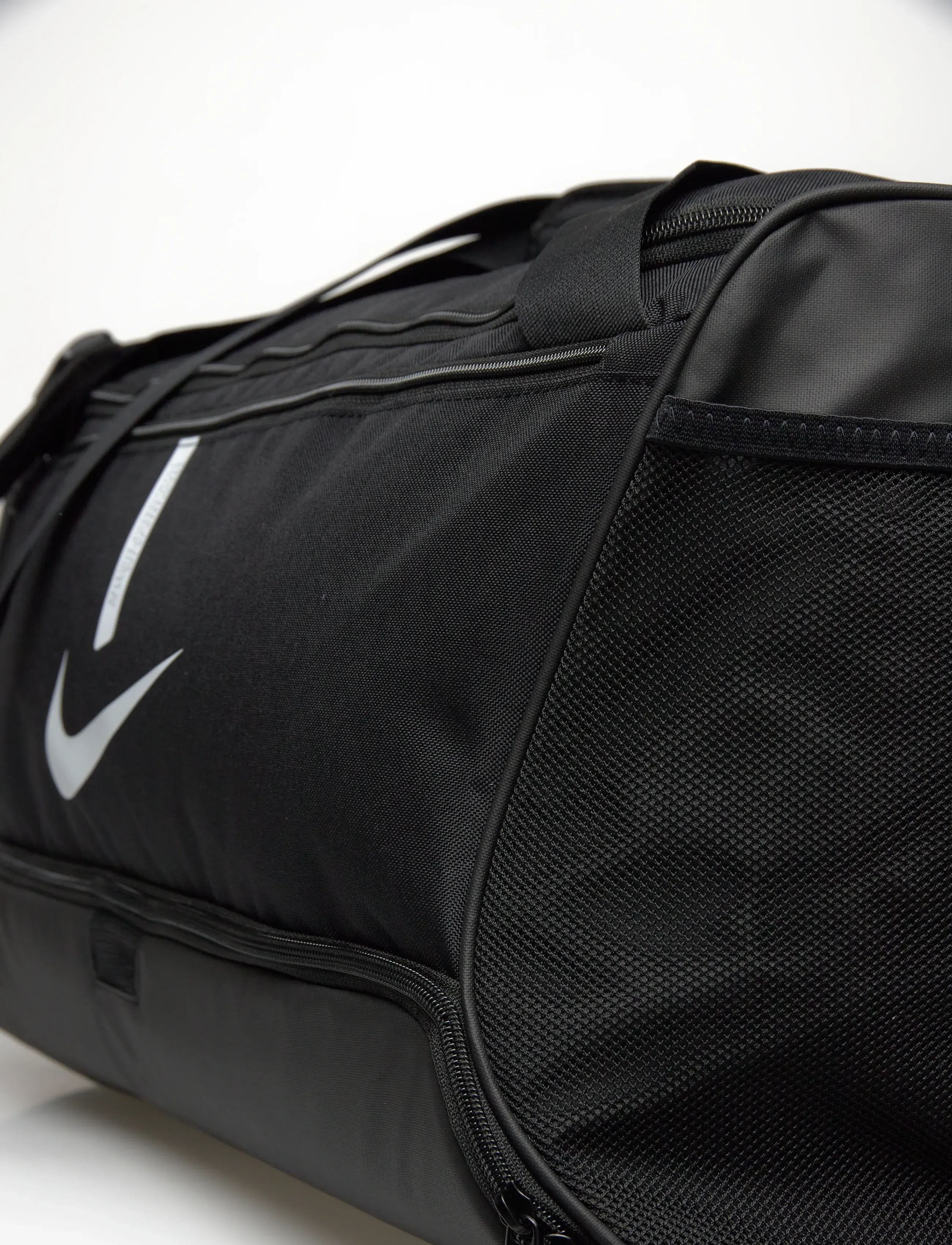 Nike - Nike Academy Team - trainingstaschen - black/black/white - 4