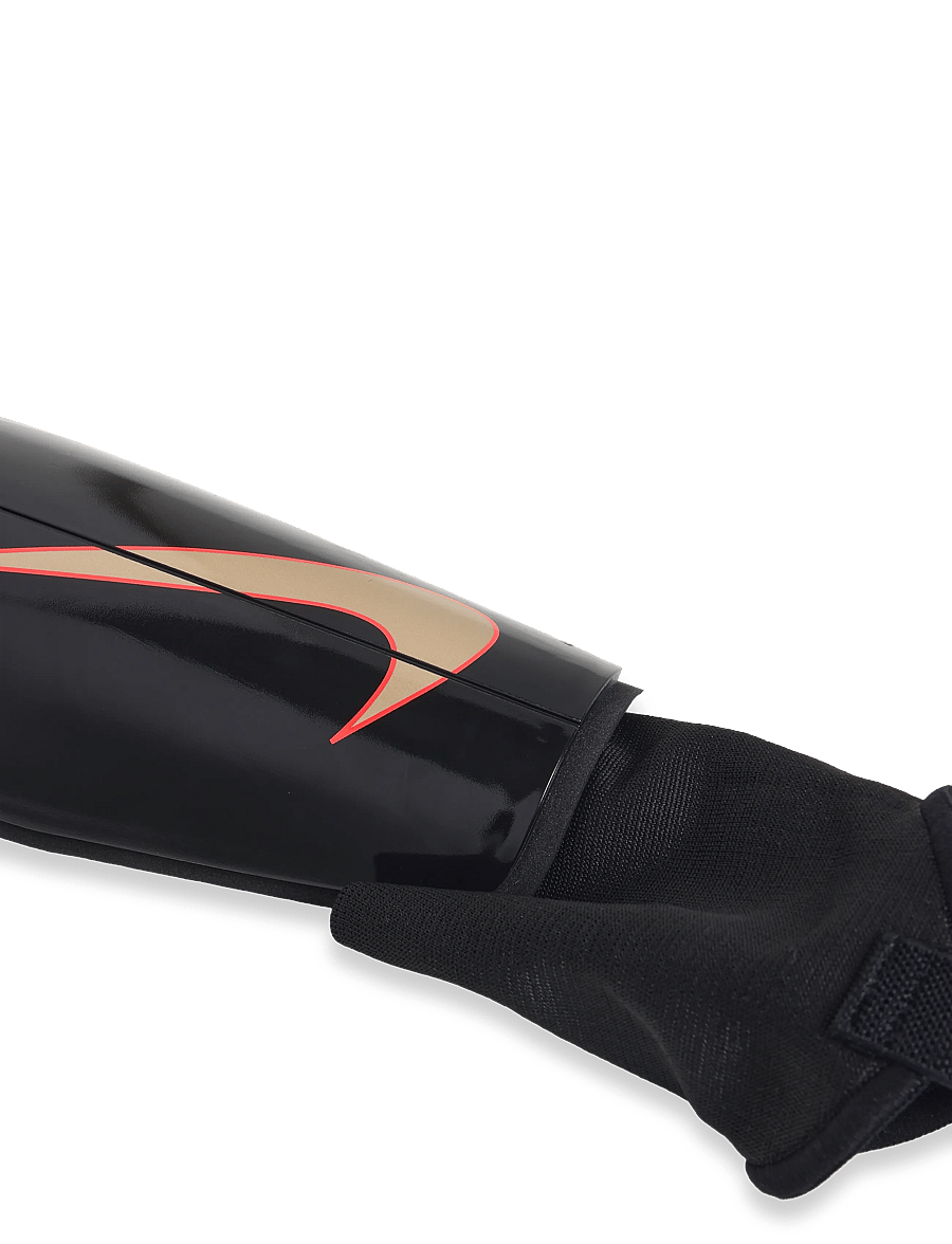 Nike - Nike Charge Football Shinguards - benskydd och benskyddshållare - black/bright crimson/blur - 2