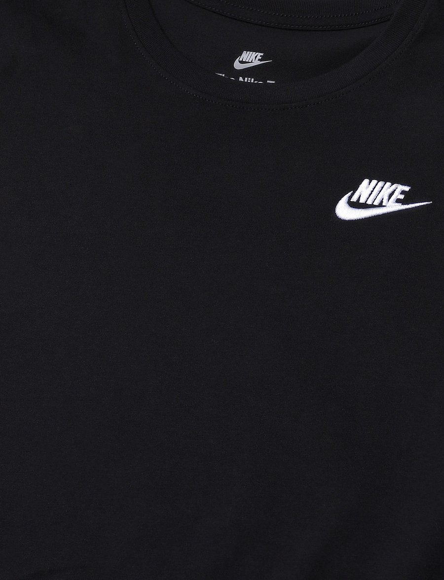 Nike - NIKE SPORTSWEAR CLUB ESSENTIA - alussärgid ja t-särgid - black - 2