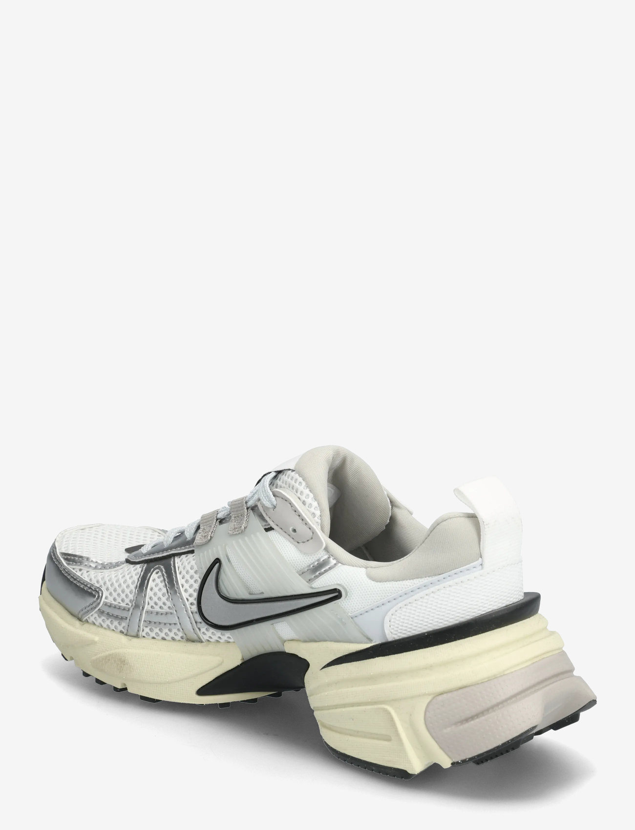 Nike - NIKE V2K Run - white/white/metallic silver - 2