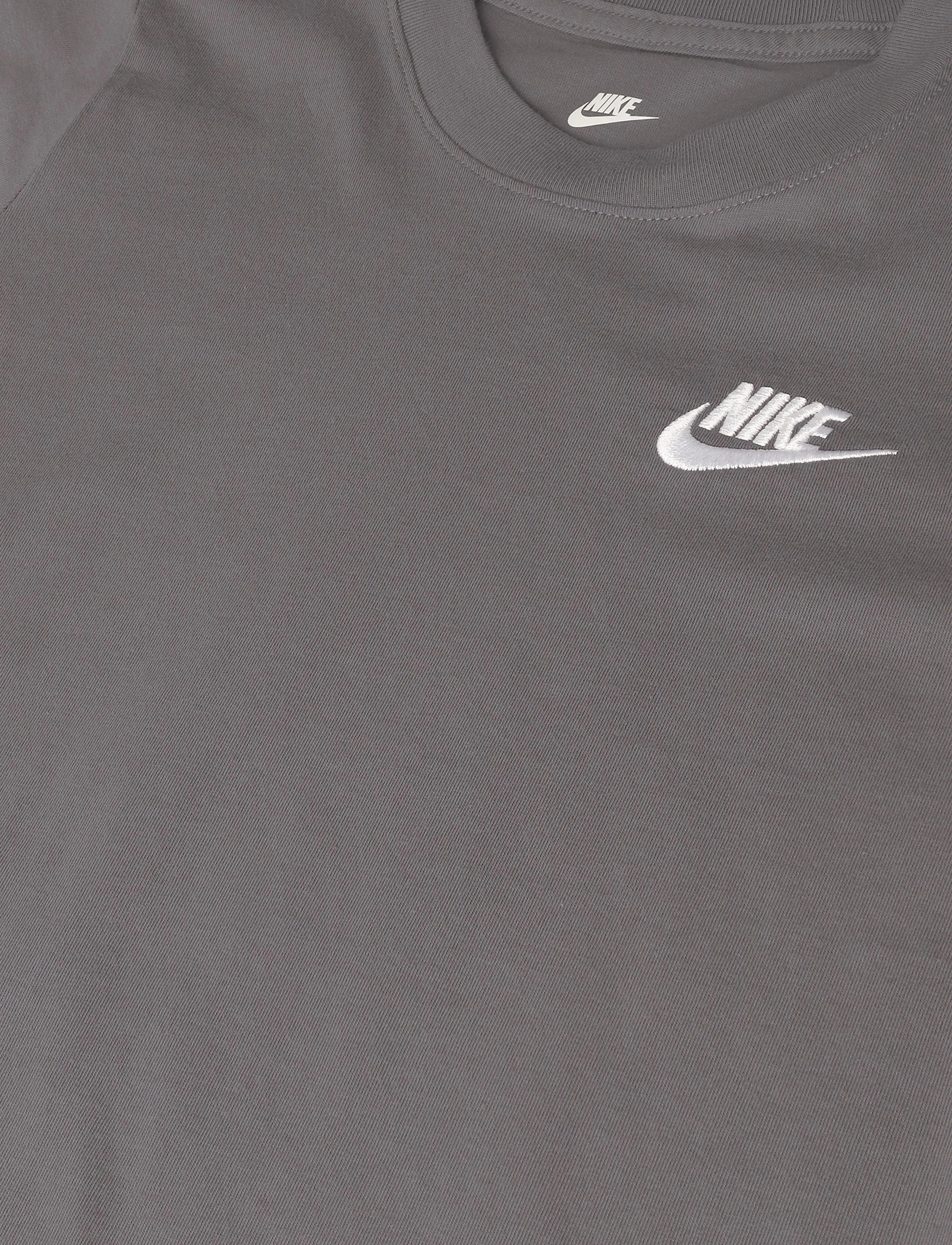 Nike - K NSW TEE EMB FUTURA LBR - sportoberteile - cave stone - 2