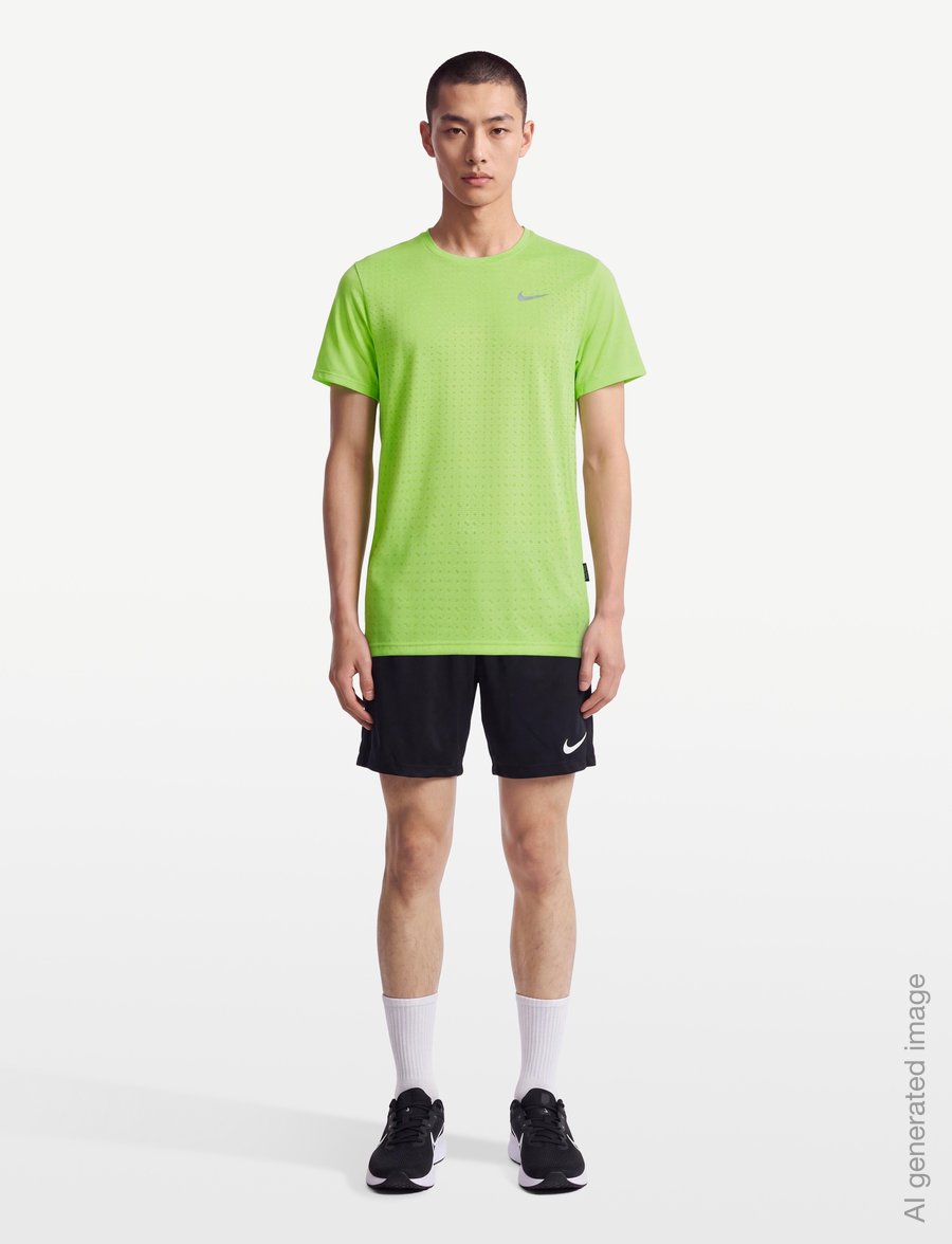 Nike - Nike Miler Breathe Top - t-shirts - volt ice/reflective silv - 0