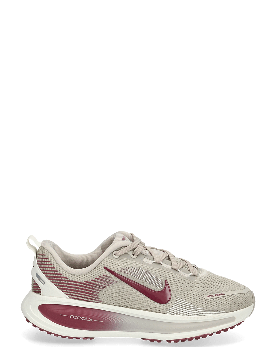 Nike - NIKE VOMERO 18 (GS) - jooksujalatsid - cream ii/pink smoke-sail - 2