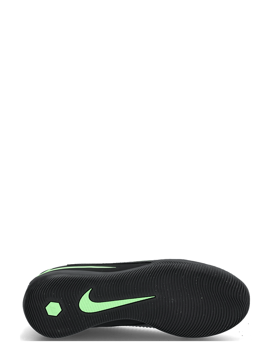 Nike - PHANTOM 6 LOW ACAD IC - indoor sports shoes - black/illusion green-black - 4