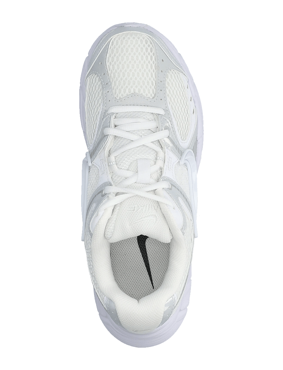 Nike - W NIKE V5 RNR - lave sneakers - white/white-black-metallic sil - 3