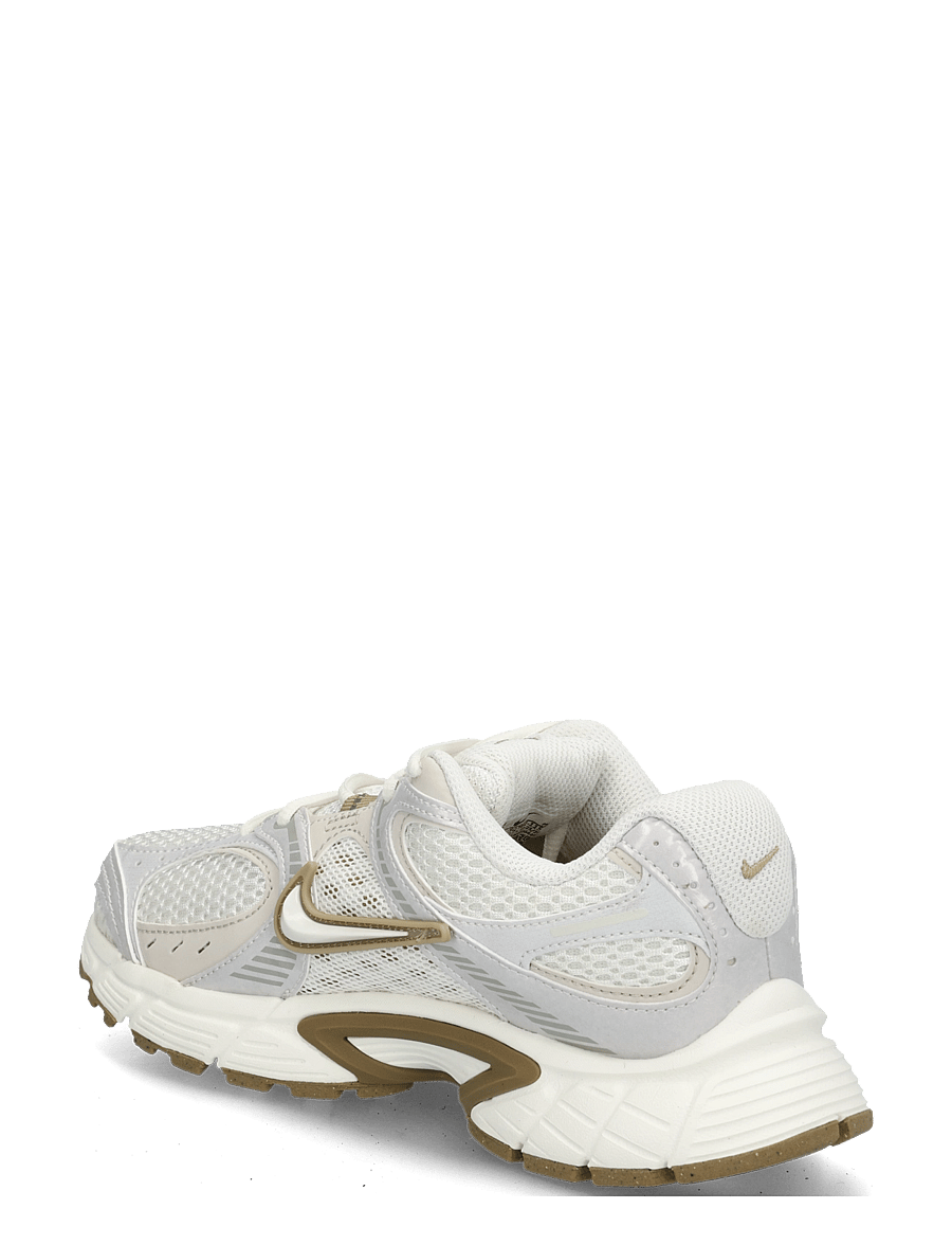 Nike - W NIKE V5 RNR - low top sneakers - sail/sail-parachute beige-lt o - 1