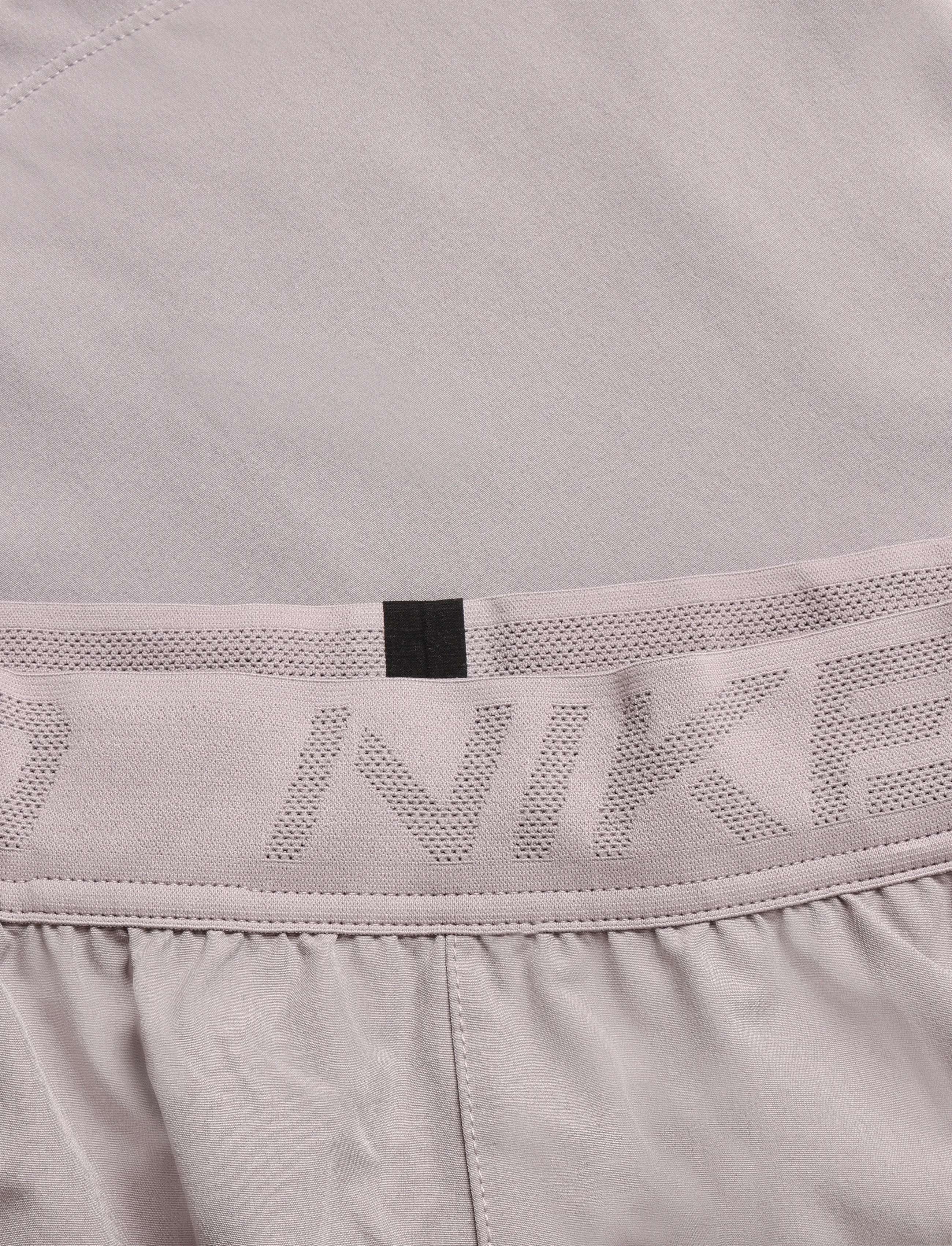 Nike - Nike Pro Training Dri-Fit 6IN Short - lt violet ore/black - 2