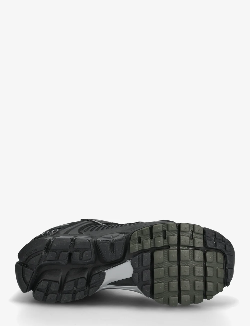 Nike - Zoom Vomero 5 - low tops - black/metallic pewter/sequoia/flat pewter - 4