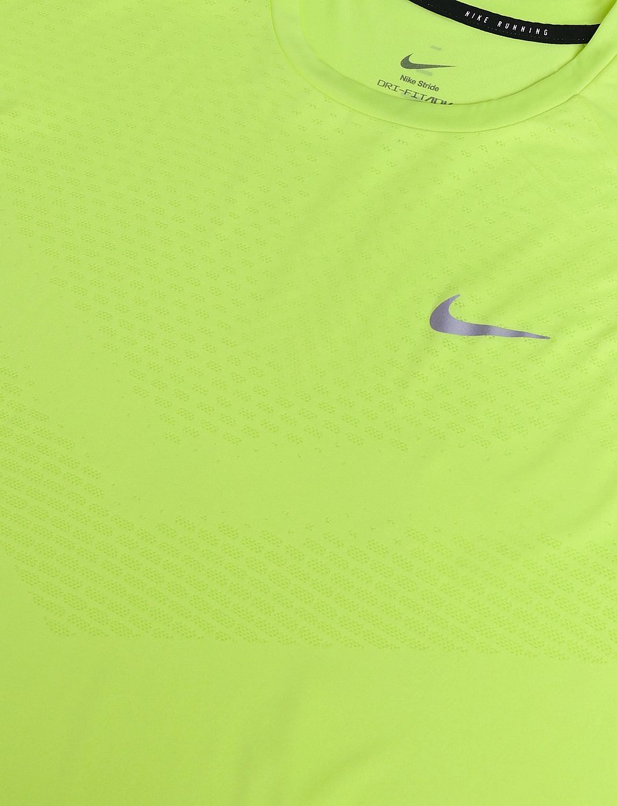 Nike - Nike Stride Dri-Fit ADV Top - tops & t-shirts - volt ice/reflective silv - 2