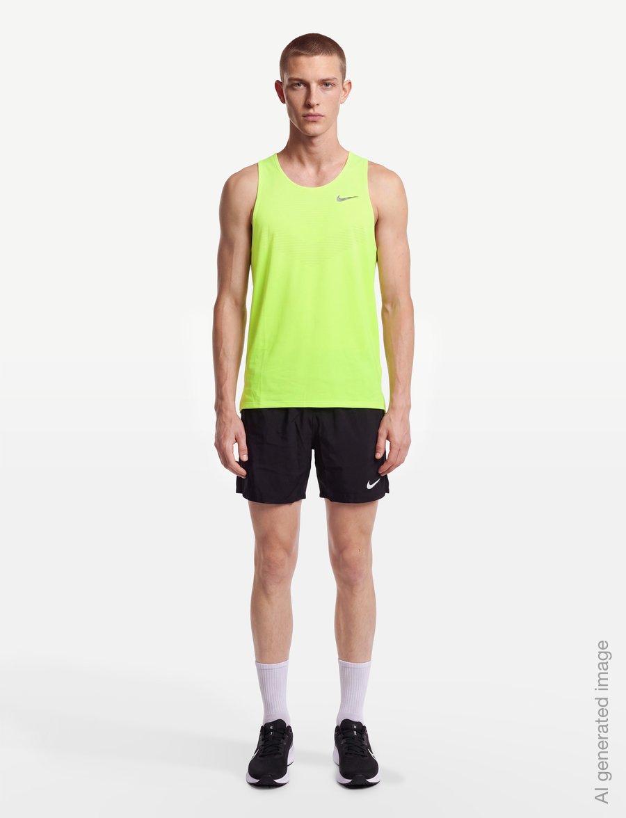 Nike - M NK DFADV STRIDE TANK - debardeurs - volt ice/reflective silv - 0