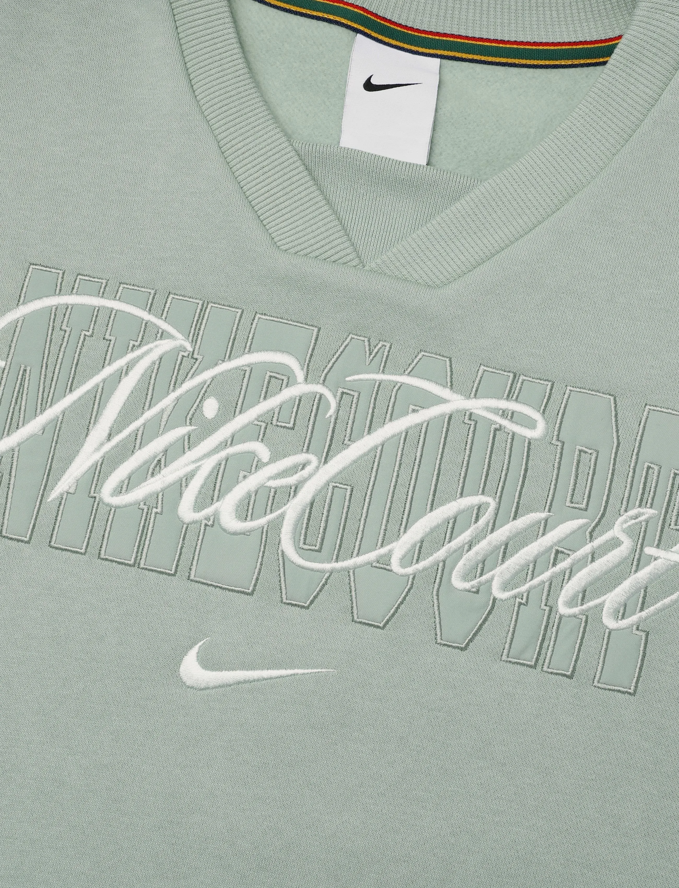Nike - W NKCT CRT CLTN FLC CREW - Överdelar - steam/barely green - 2