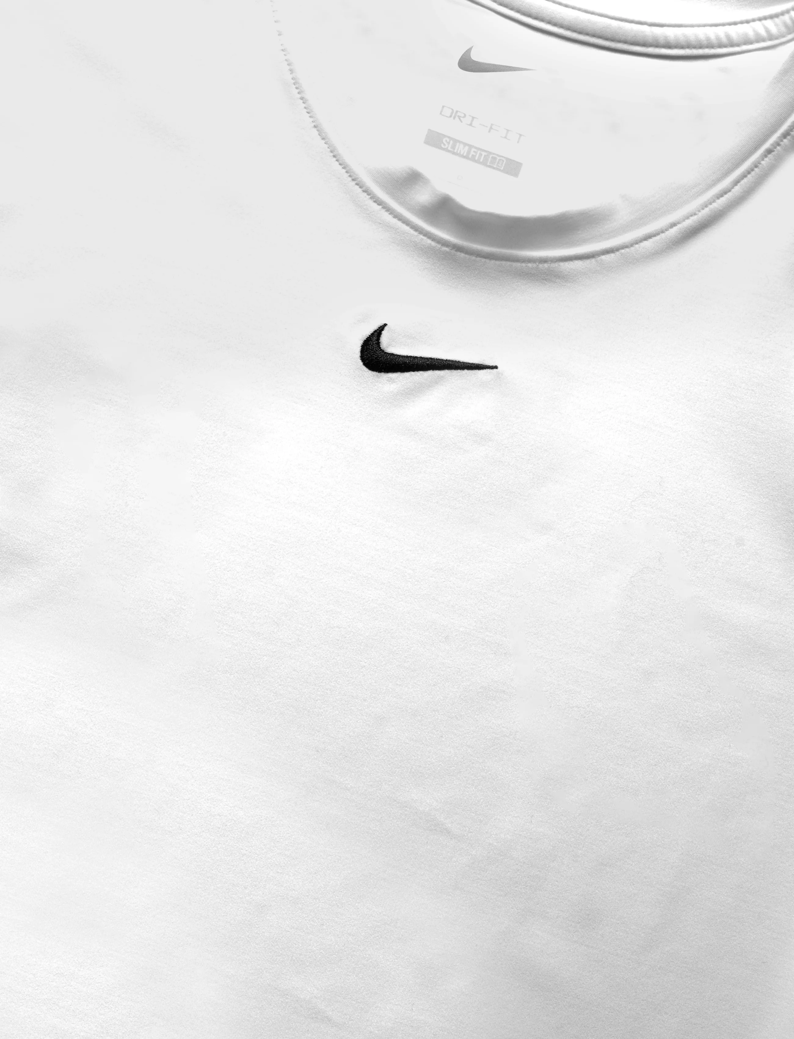 Nike - Nike Dri-Fit Victory Top - t-shirts - white/black - 2