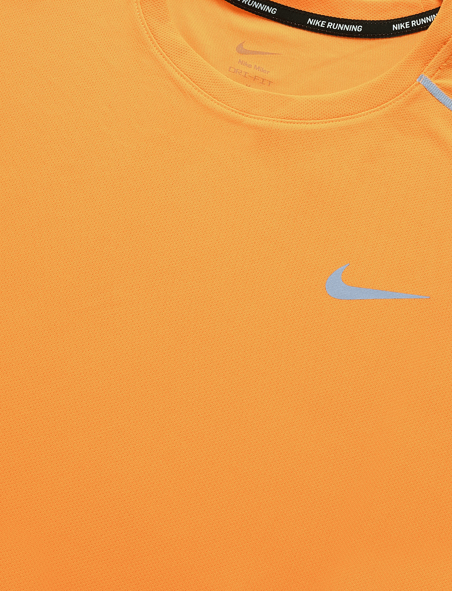 Nike - M NK DF UV MILER SS - t-shirts - total orange/reflective silv - 2
