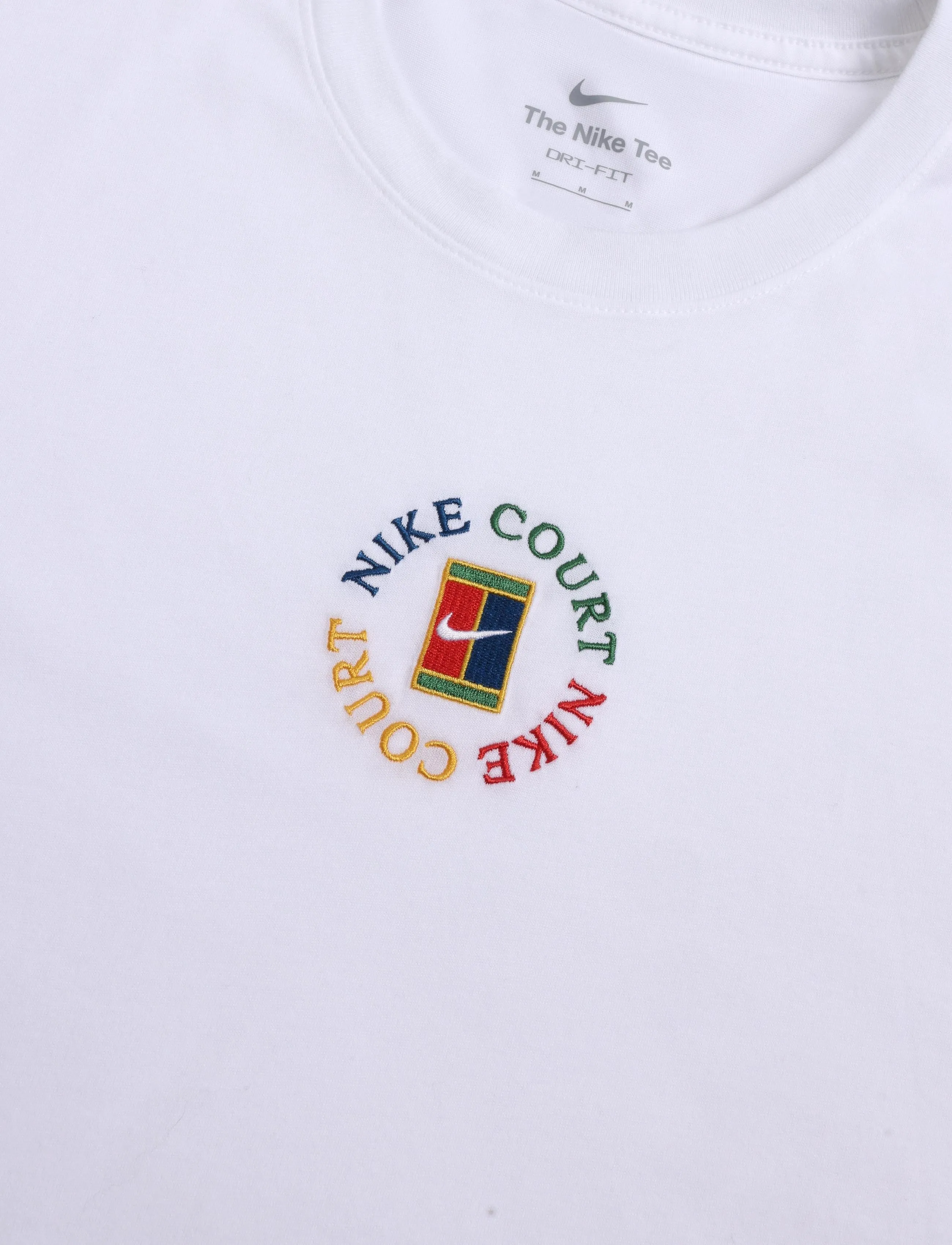 Nike - M NKCT DF TEE STD HERITAGE - alussärgid ja t-särgid - white - 2