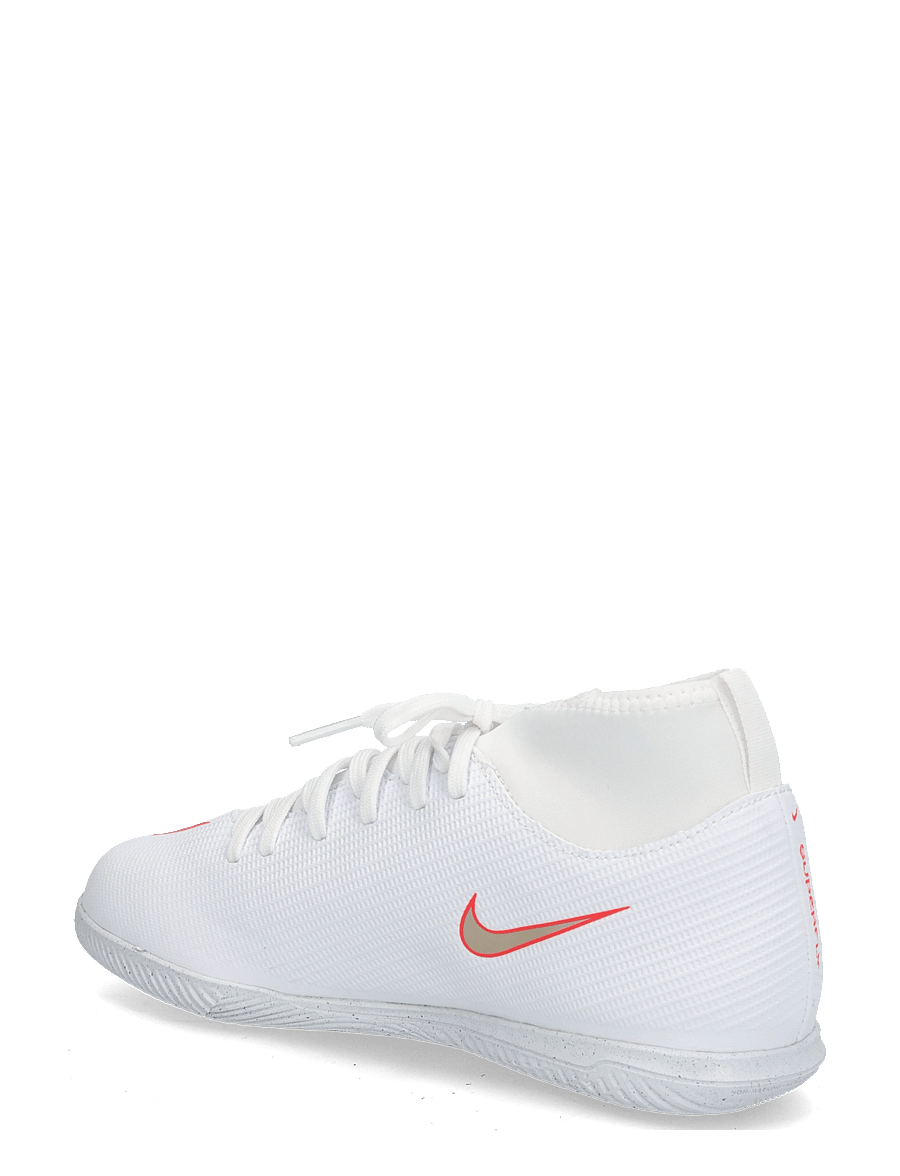 Nike - JR SUPERFLY 11 CLUB IC - football boots - white/blur-bright crimson - 1