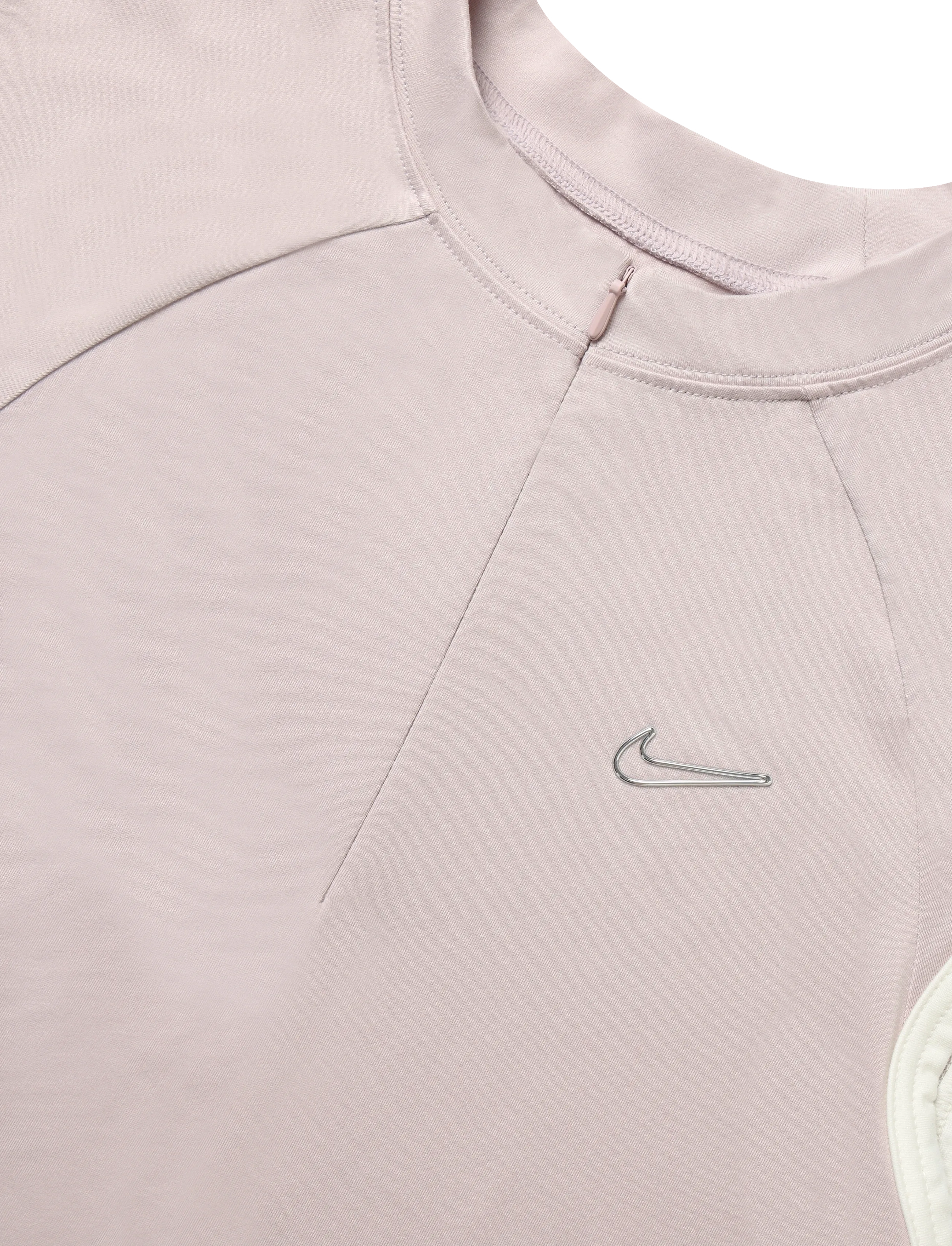 Nike - W SLVLSS FITTED QZ TOP GLS - platinum violet/sail - 2
