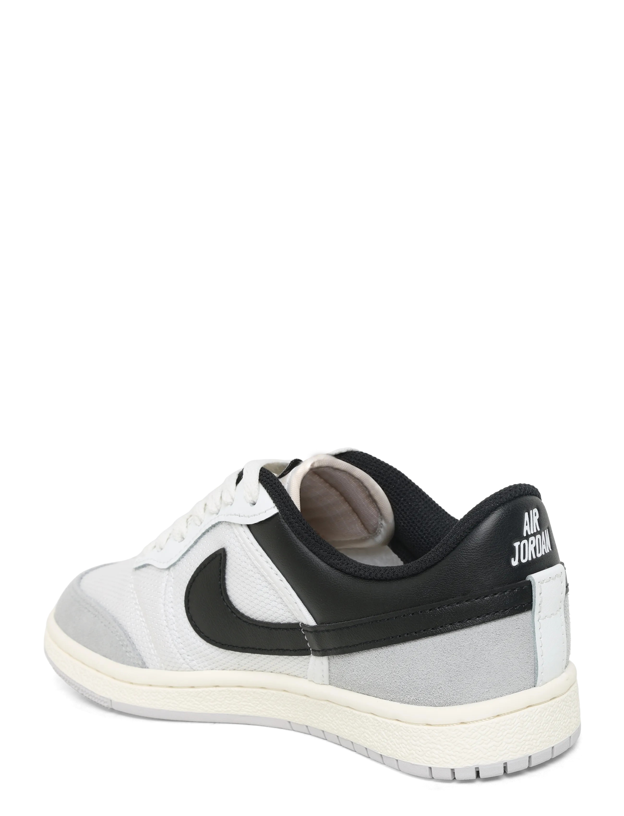 Nike - WMNS AIR JORDAN SKYLINE LOW - tennised - summit white/black-lt smoke gr - 1