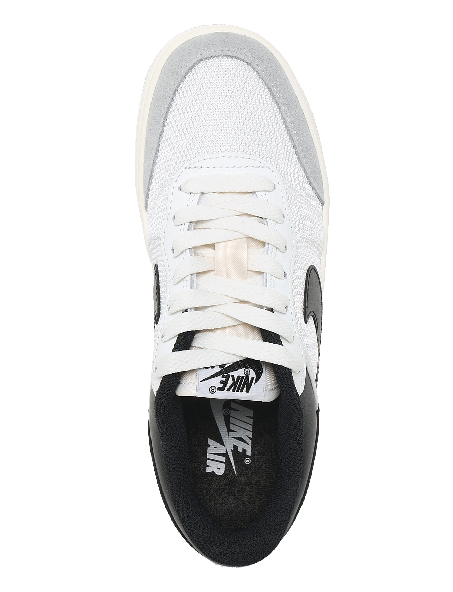 Nike - WMNS AIR JORDAN SKYLINE LOW - niedrige sneakers - summit white/black-lt smoke gr - 3