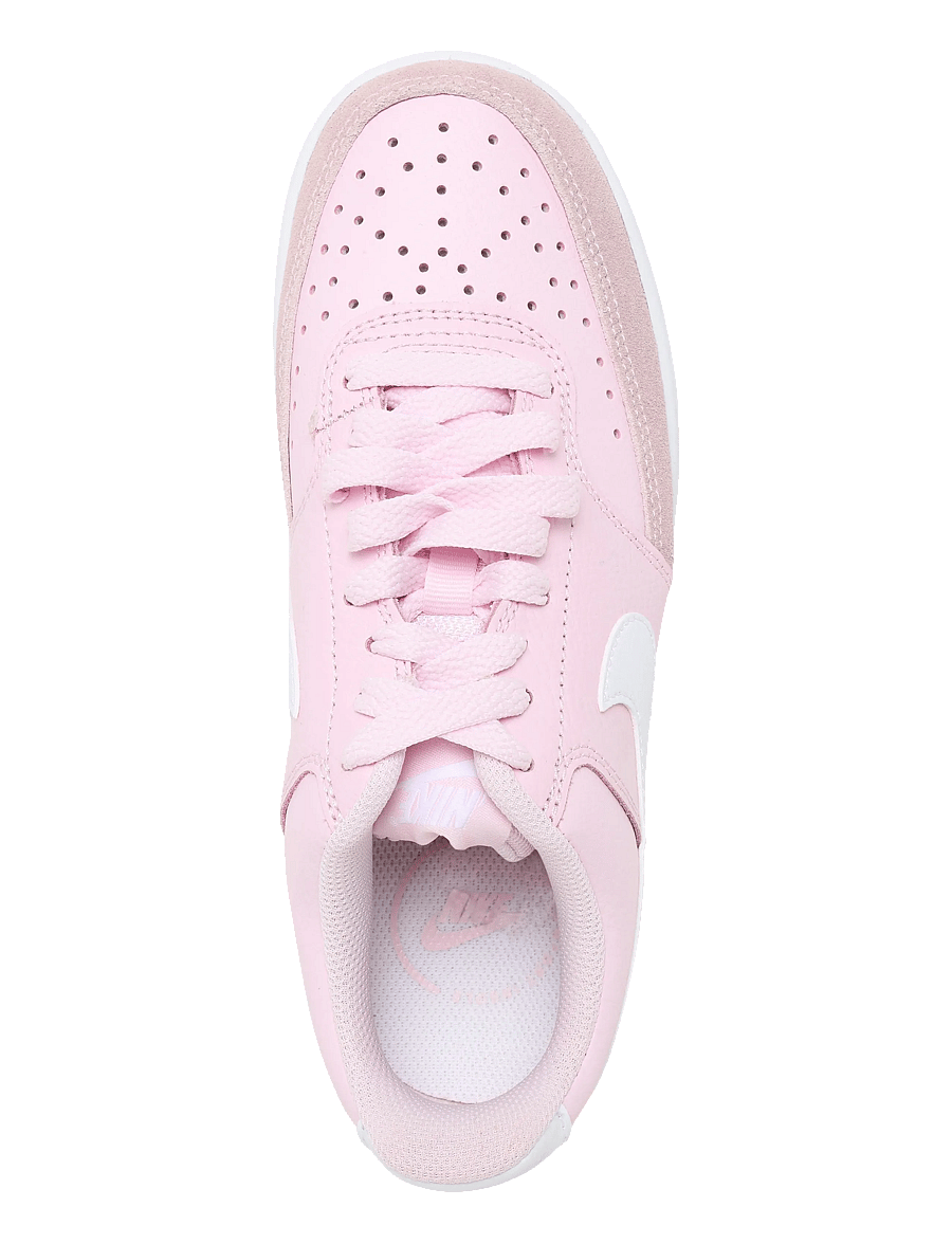 Nike - W NIKE COURT VISION LO SUEDE - lave sneakers - pink foam/white - 3