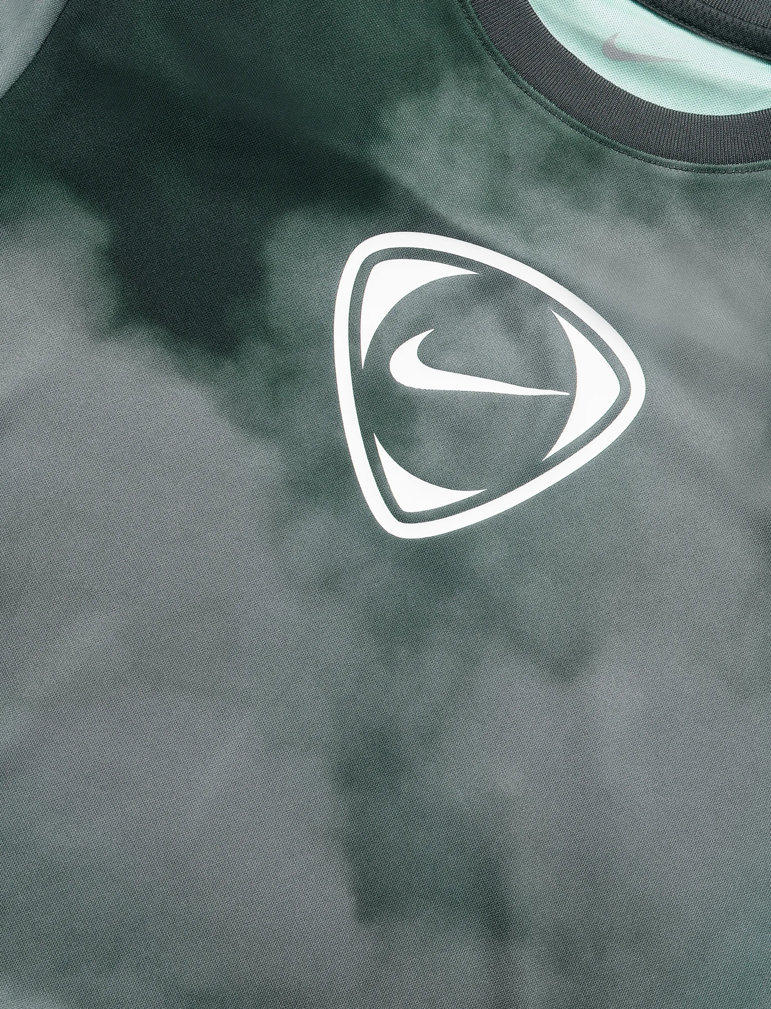 Nike - K NK DF ACD+ SS TOP GX AOP - black/smoke grey/white - 2