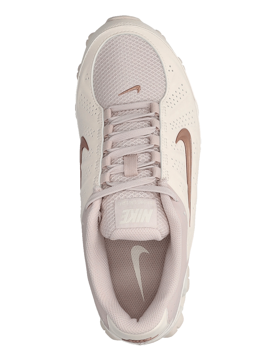 Nike - W NIKE REAX 8 NSW SL - lave sneakers - chalk/mtlc red bronze-silt red - 3