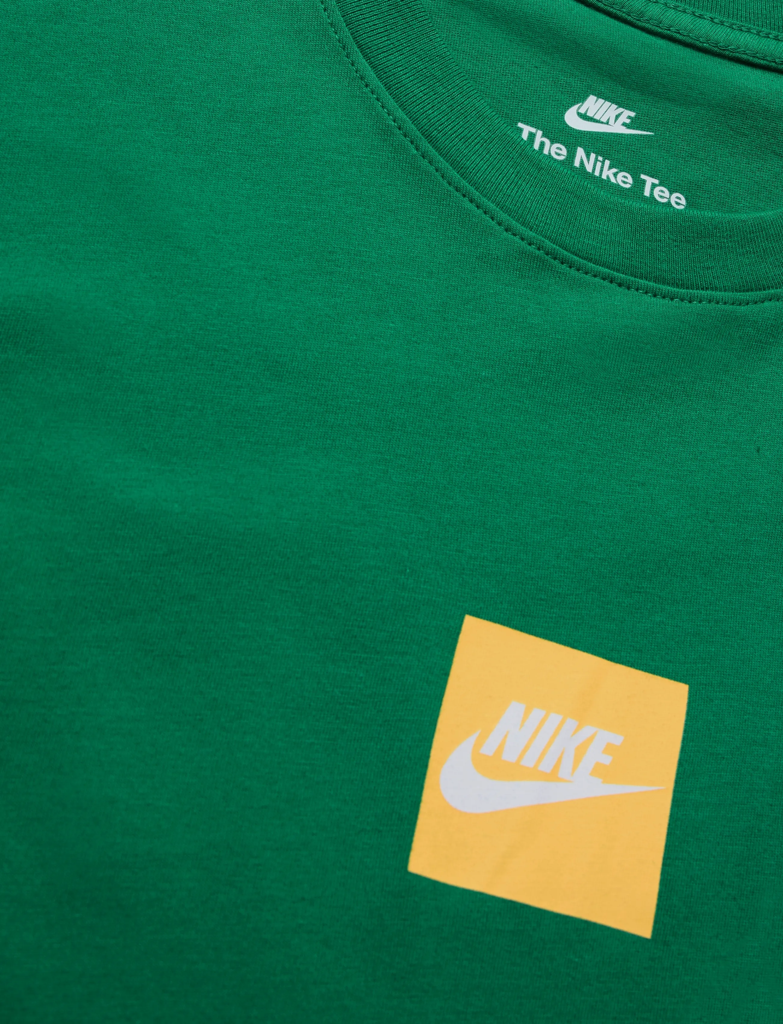 Nike - NIKE SPORTSWEAR JUST DO IT TEE - malachite - 2
